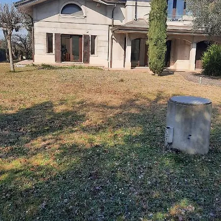 Flipper Apartment