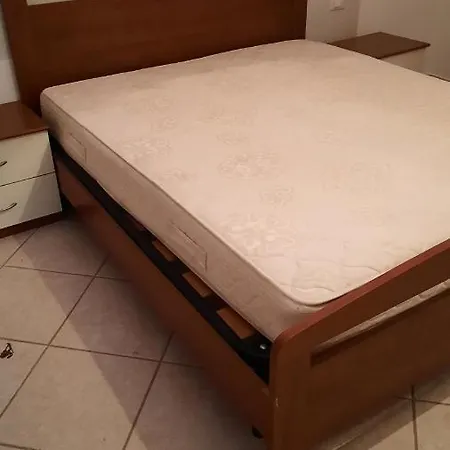 Flipper Apartment